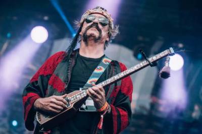 &Omicron;&iota; BaBa ZuLa, έ&nu;&alpha; &alpha;&pi;ό &tau;&alpha; &pi;&iota;&omicron; &xi;&epsilon;&chi;&omega;&rho;&iota;&sigma;&tau;ά &sigma;&chi;ή&mu;&alpha;&tau;&alpha; &tau;&eta;&sigmaf; &sigma;ύ&gamma;&chi;&rho;&omicron;&nu;&eta;&sigmaf; &tau;&omicron;&upsilon;&rho;&kappa;&iota;&kappa;ή&sigmaf; &psi;&upsilon;&chi;&epsilon;&delta;&epsilon;&lambda;&iota;&kappa;ή&sigmaf; &sigma;&kappa;&eta;&nu;ή&sigmaf;, &zeta;&omega;&nu;&tau;&alpha;&nu;ά &sigma;&tau;&eta;&nu; &Alpha;&theta;ή&nu;&alpha; &Iota; &Pi;&alpha;&rho;&alpha;&sigma;&kappa;&epsilon;&upsilon;ή 20 &Nu;&omicron;&epsilon;&mu;&beta;&rho;ί&omicron;&upsilon; 2026, ARCH CLUB
